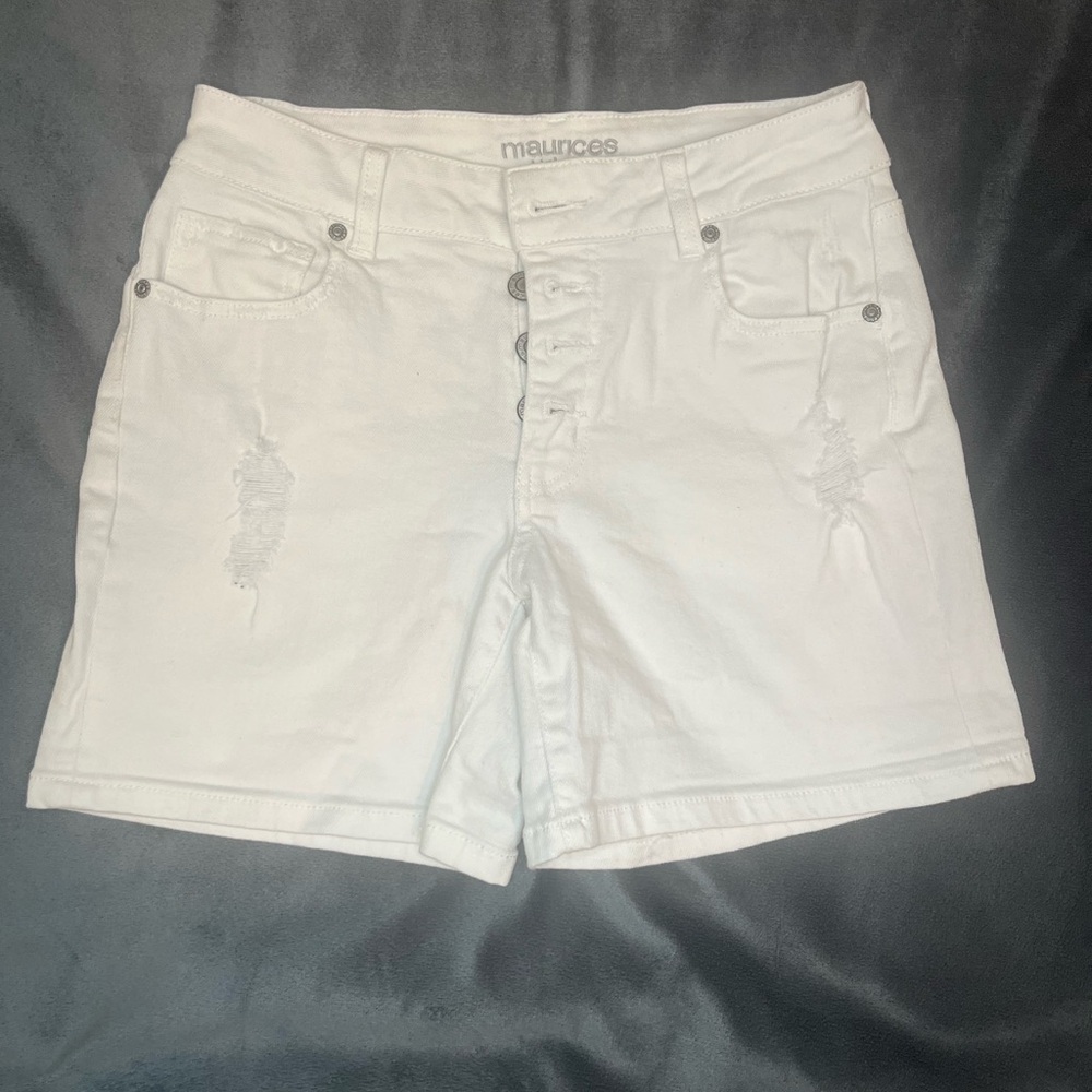 Maurices White Jean Shorts with Mid-Length Style